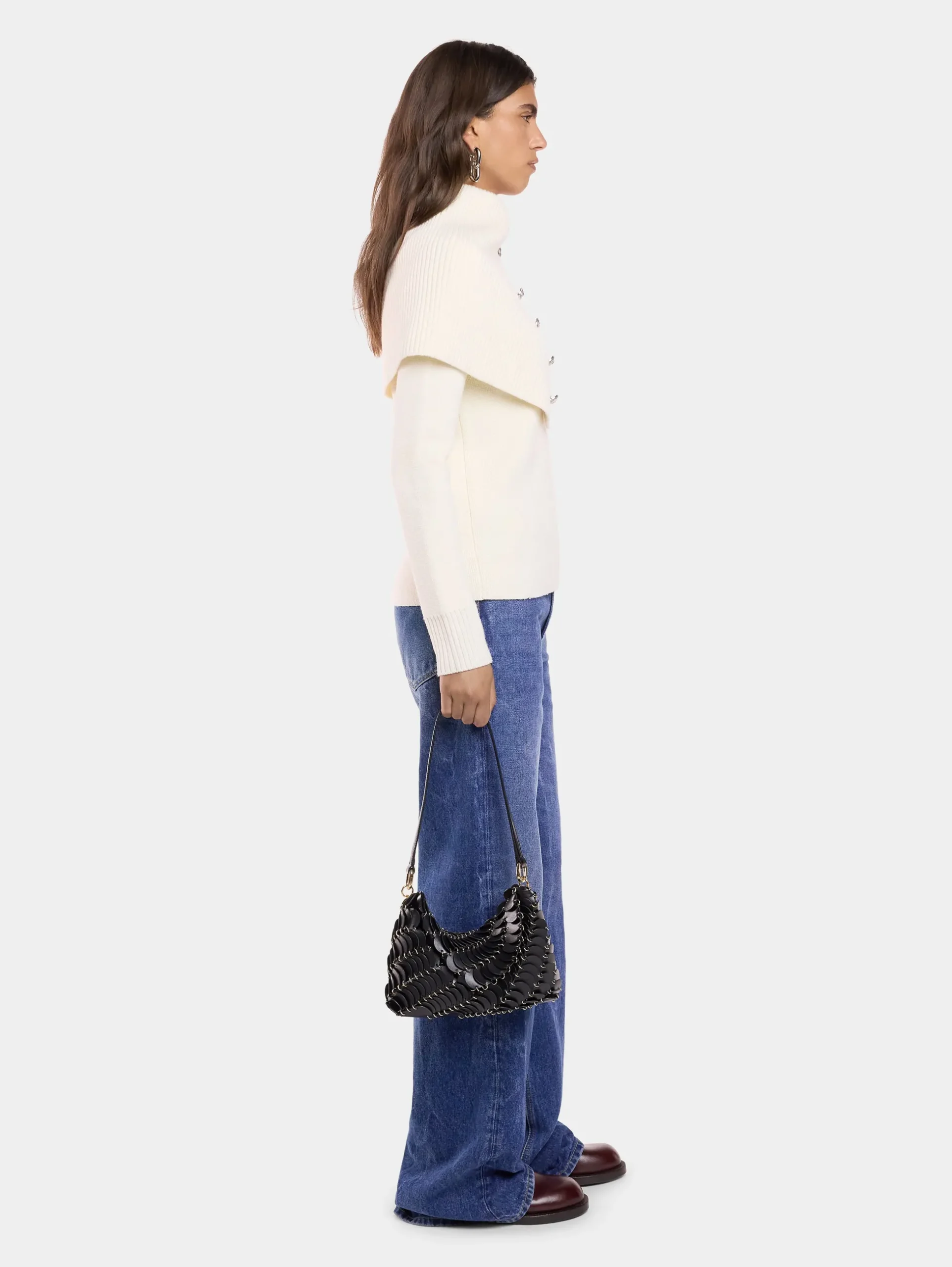 BLACK PACO SHOULDER CLUTCH IN CALFSKIN LEATHER | Rabanne Flash Sale